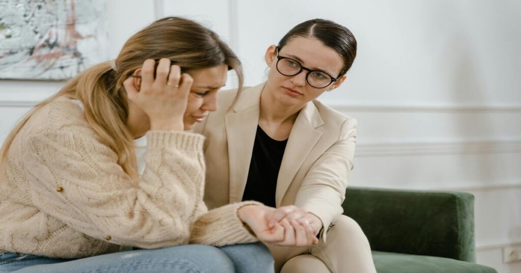 Signs You Need to See a Psychiatrist vs Therapist Signs You Need to See a Psychiatrist vs Therapist